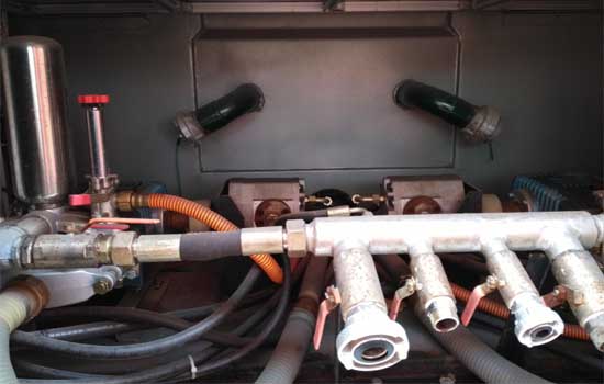 江鈴2噸遠程供排水搶險車(chē)