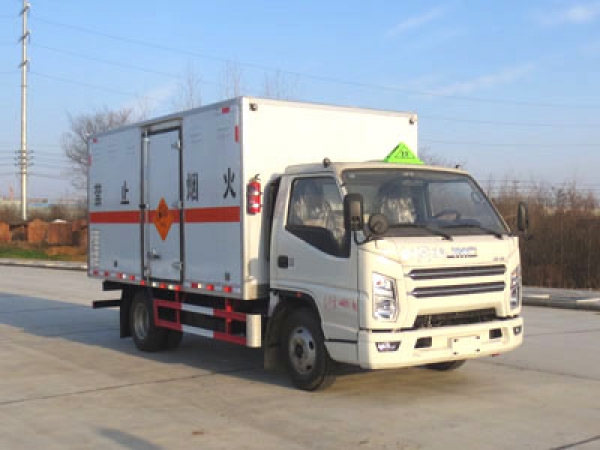 江鈴寬體易燃氣體廂式運輸車(chē)（藍牌國六）
